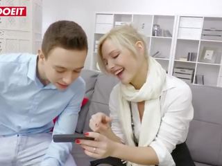 Letsdoeit - blondýna naivka okašľané do špinavé video podľa mladý české gombík