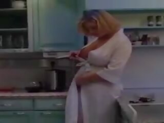 Meu stepmother em o cozinha cedo de manhã hotmoza: sexo clipe 11 | xhamster