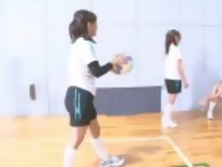Subtitriem japānieši enf cfnf volleyball trūkst uz hd