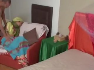 Луд възрастен видео с много tremendous индийски кучки