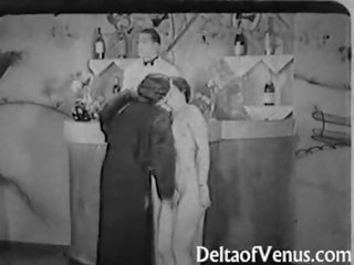 Autentyczny rocznik wina x oceniono klips 1930s - 2 kobiety 1 facet trójkąt